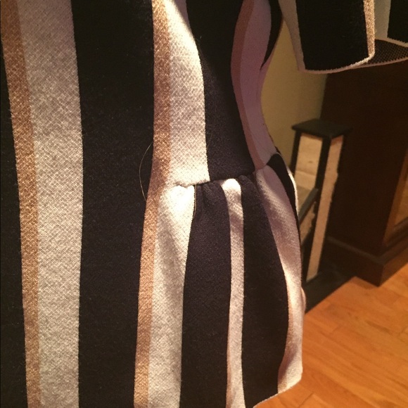 Ann Taylor sweater , used - Picture 4 of 8